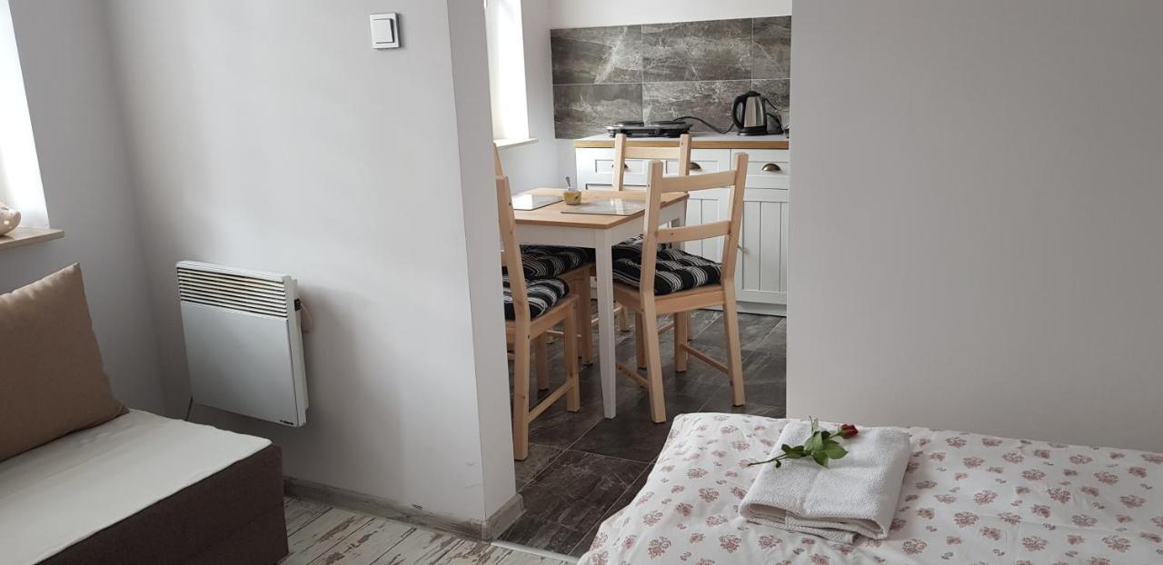 Апартаменты Apartament Bernadett Освенцим Экстерьер фото