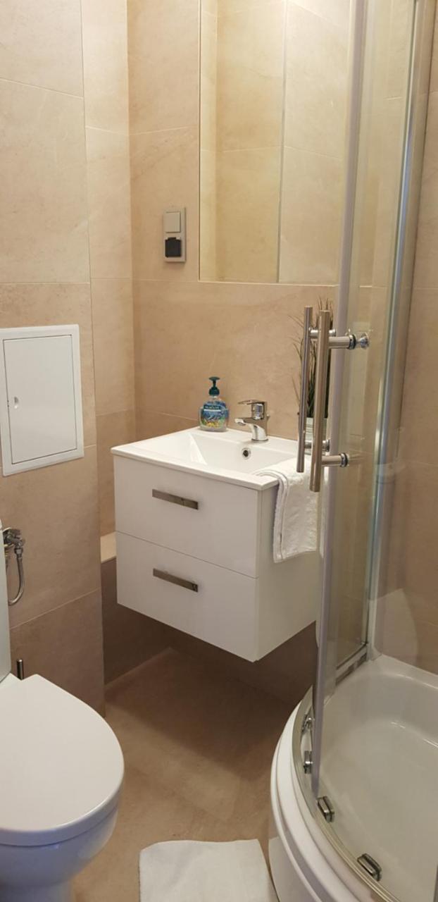Apartament Bernadett Освенцим Экстерьер фото