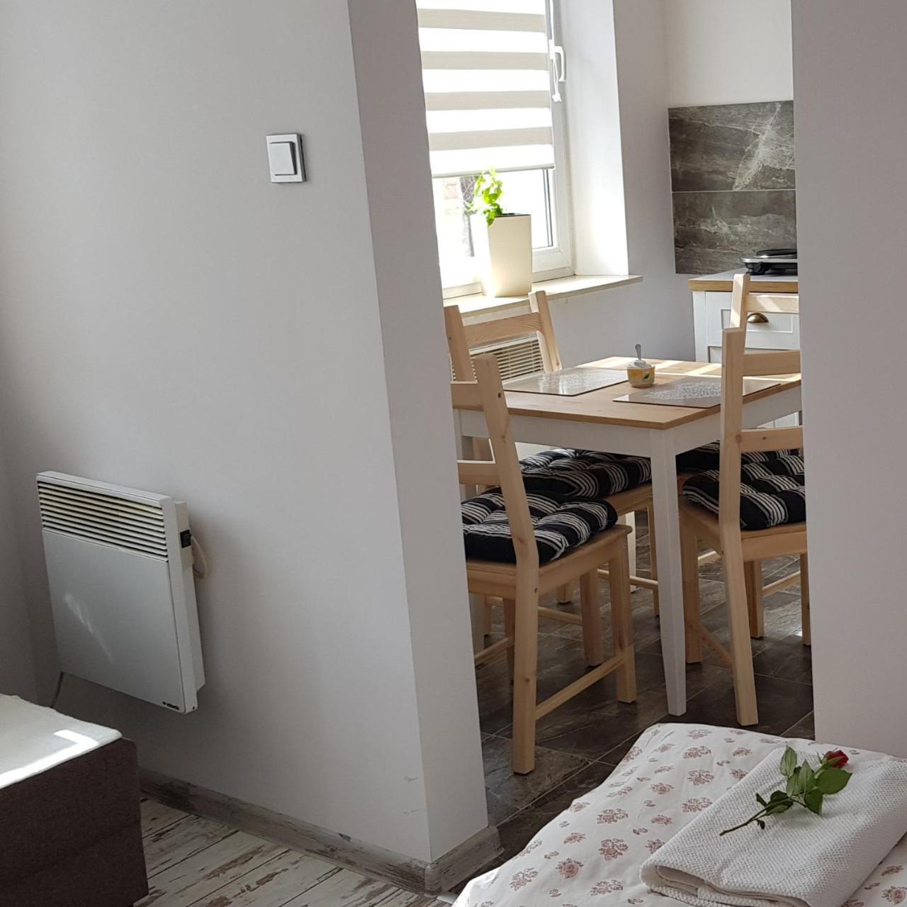 Apartament Bernadett Освенцим Экстерьер фото